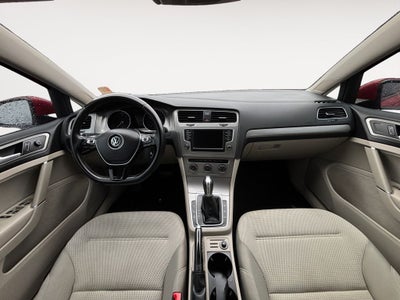 2017 Volkswagen Golf TSI S 4-Door