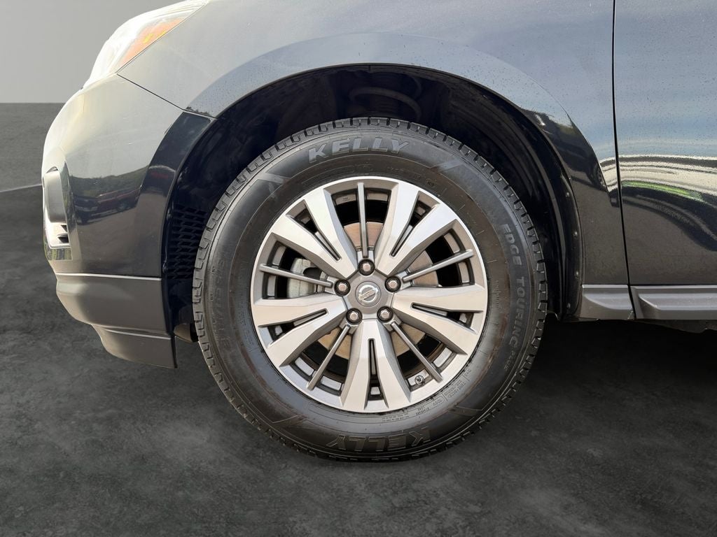 2018 Nissan Pathfinder SL