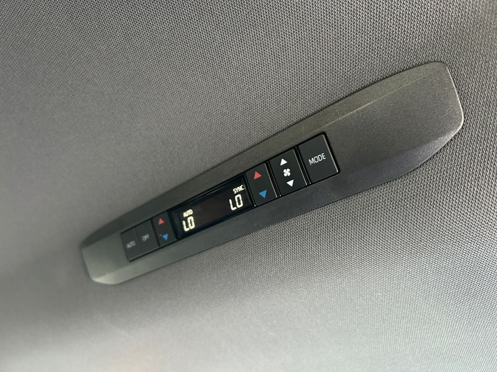 2021 Toyota Sienna XSE 7 Passenger