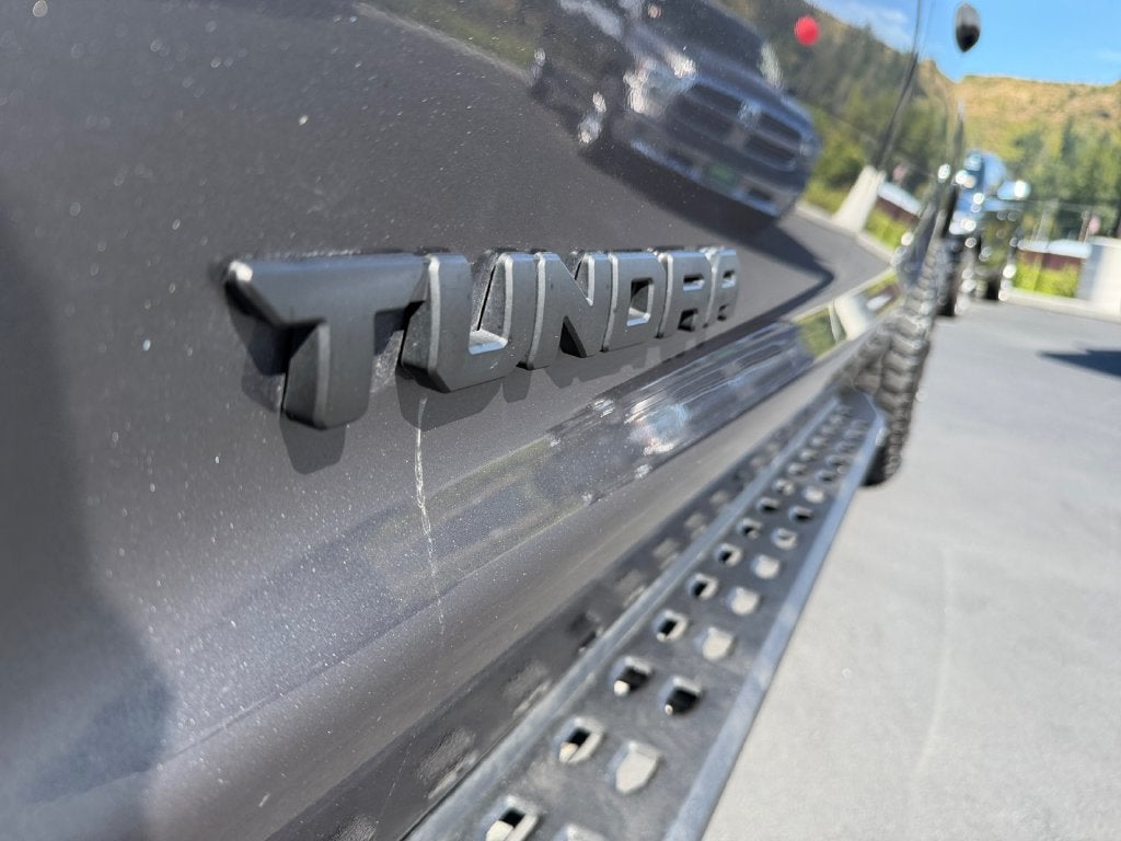 2018 Toyota Tundra SR5