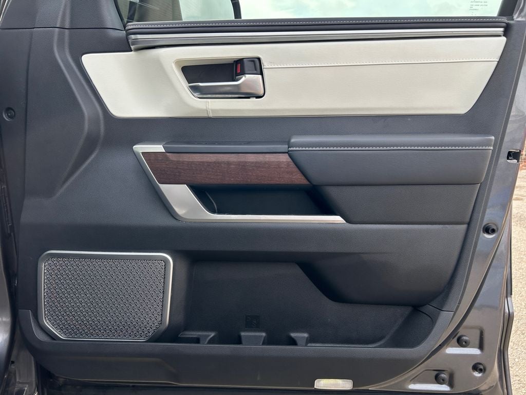 2025 Toyota Sequoia Capstone