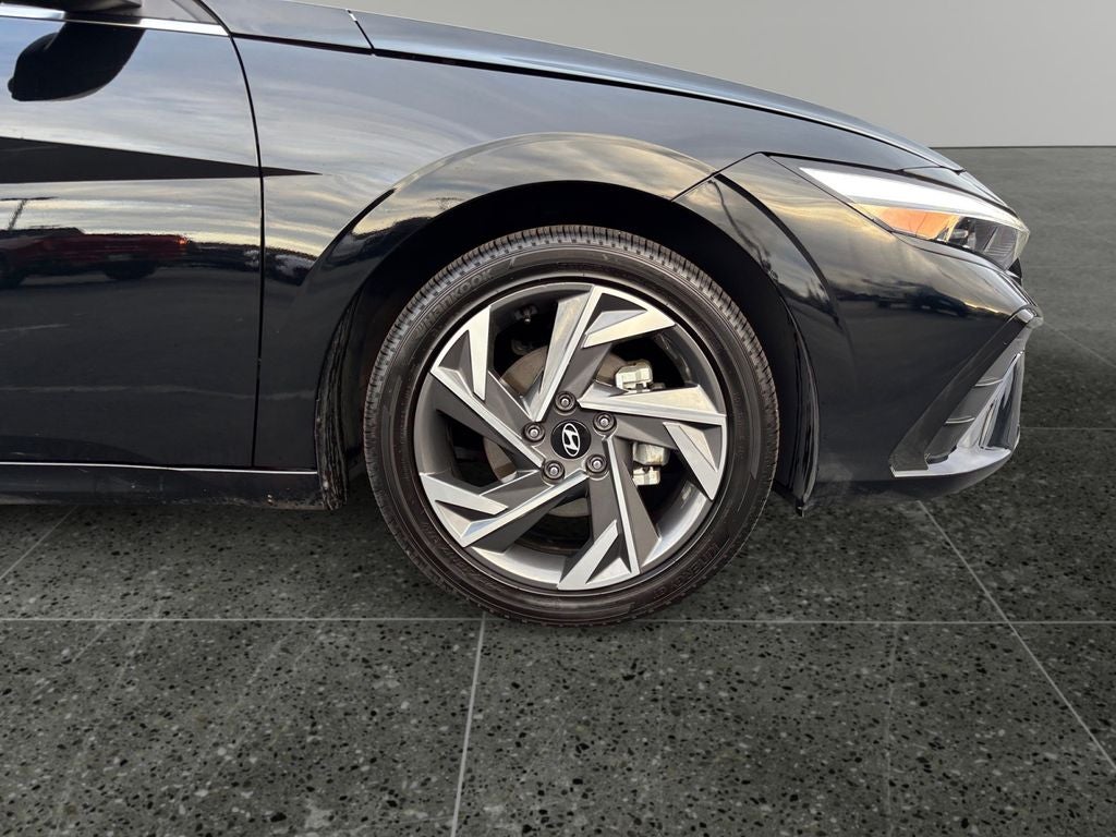 2024 Hyundai Elantra Hybrid Limited