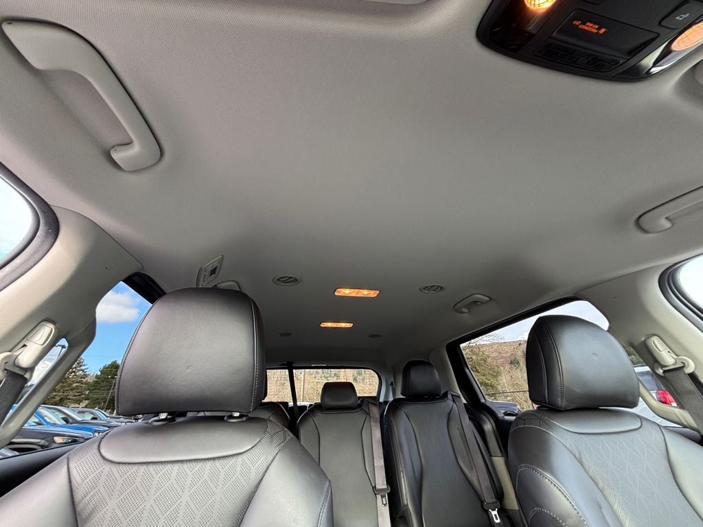 2025 Kia Carnival LXS